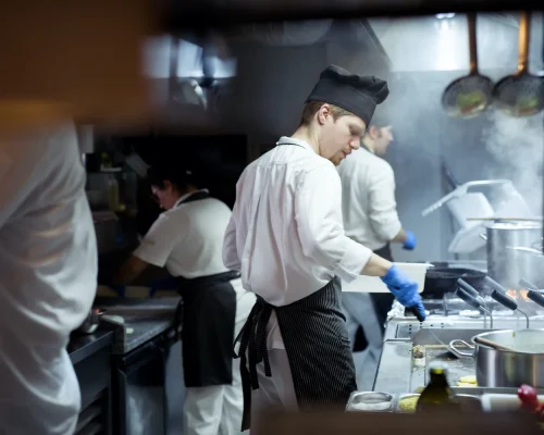how-to-hire-kitchen-staff